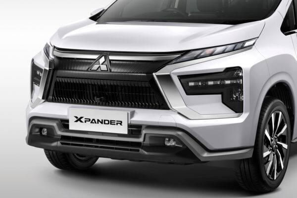 MITSUBISHI XPANDER