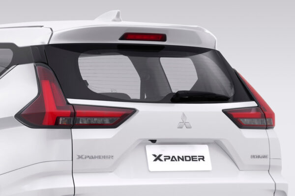 MITSUBISHI XPANDER